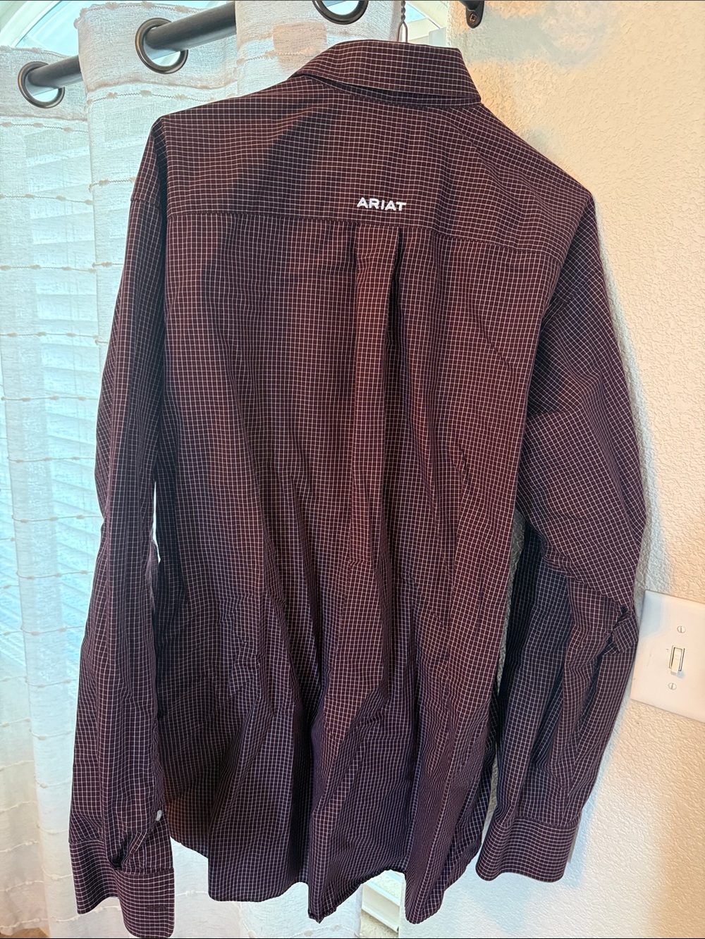 Ariat Men’s Burgundy Micro-Check Button-Down Shirt - Picture 3 of 3